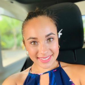 Meet your Posher, Nichole